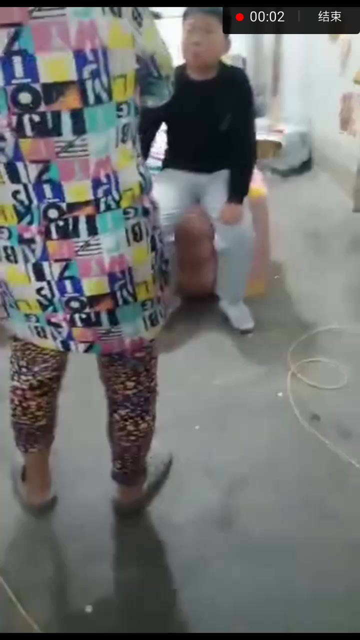 一小学生嫖娼被父母打